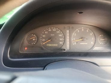 авто компании: Toyota Ipsum: 1996 г., 2 л, Автомат, Газ, Минивэн — 7
