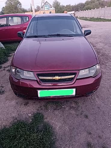 Daewoo Nexia: 2010 г., 1.6 л, Механика, Бензин, Седан