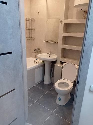 бишкек квартира 1 комнатная: 2 комнаты, Собственник, Без подселения, С мебелью частично — 7