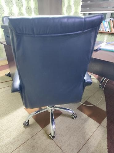 офисное кресло бу купить: Офисное кресло, Б/у, С колесиками, цвет - Коричневый, Самовывоз, Бесплатная доставка, Платная доставка — 4