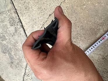 дверь 220: Уплотнитель двери Комплект Toyota, Новый — 3