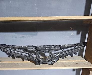 Решетка радиатора Toyota 2021 г., Новый, Оригинал