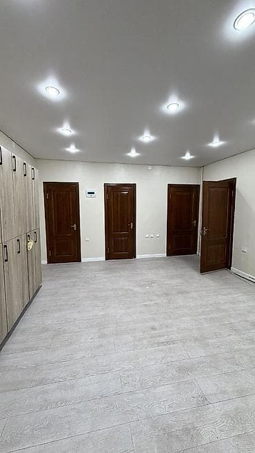 Дома: 📍 Локация: г. Бишкек, ул. Ахунбаева 255 (пересечение с ул — 5