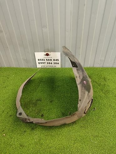 молдинг на пассат: Подкрылок Передний правый Volkswagen, 2003 г. — 1