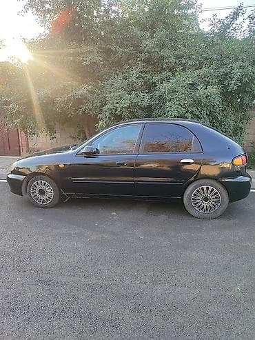 lexus 2021: Daewoo Lanos: 2000 г., 1.5 л, Механика, Бензин, Хэтчбэк — 3