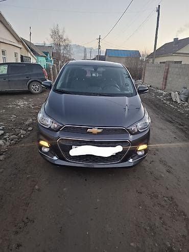 Chevrolet Spark: 2017 г., 1 л, Автомат, Бензин, Хэтчбэк