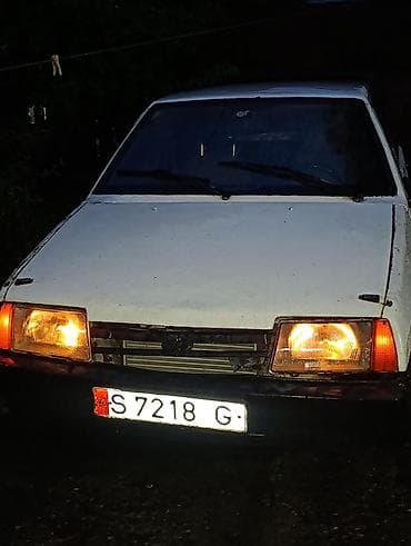 ВАЗ (ЛАДА) 2109: 1990 г., Механика, Бензин, Хэтчбэк