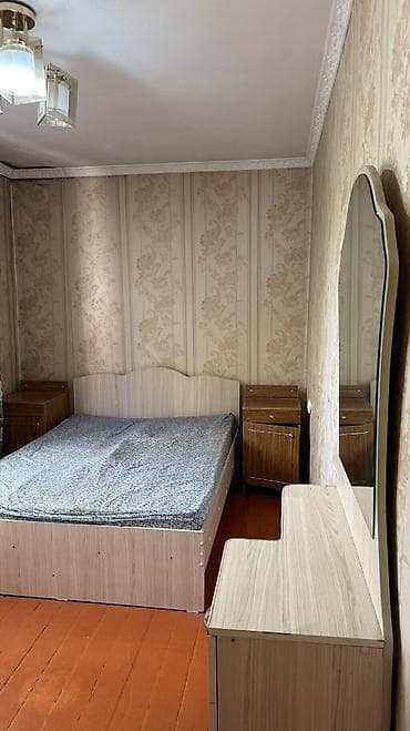 osh flat: 2 комнаты, 46 м², Юбилейка 104 серия, 3 этаж, Старый ремонт — 3