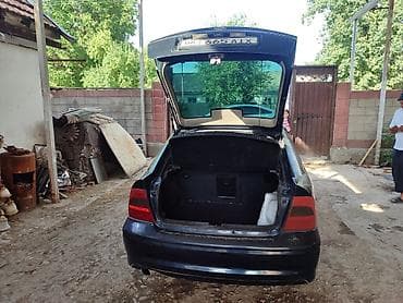 Opel Vectra: 2000 г., Лифтбек — 1