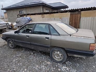 потолок бмв: Audi 100: 1989 г., 1.8 л, Ручные, Седан — 4