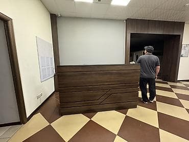 Торговое оборудование: Стойка ресепшн/администраторская угловая - Материал: ЛДСП под тёмное — 3