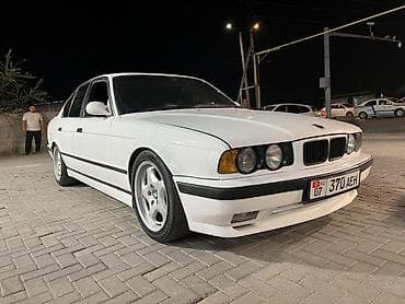 BMW 5 series: 1991 г., 2.5 л, Кол менен иштөөчү, Бензин, Седан — 4