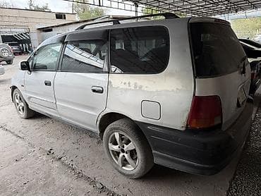 Honda Odyssey: 1996 г., 2.2 л, Автомат, Бензин, Минивэн — 4