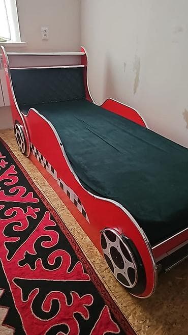дом полотка: Детская кровать-машина, красная — 1