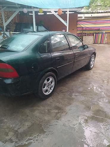 воз: Opel Vectra: 1998 г., 1.5 л, Механика, Бензин, Седан — 7