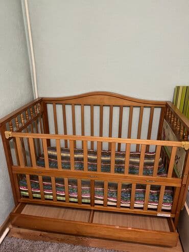 Шкафы: Манеж деревянный в отличном состоянии! Имеется люлька. Самовывоз — 1