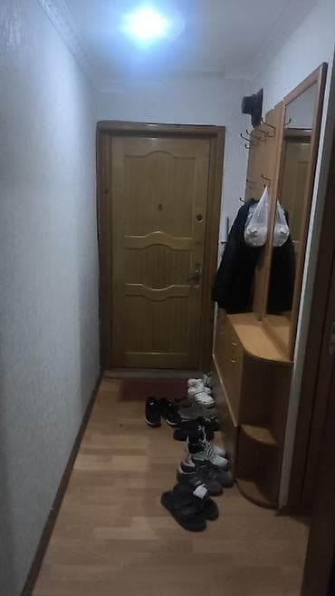 Комнаты: 28 м², С мебелью — 4