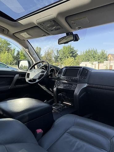 тайота ланкузер 200: Toyota Land Cruiser: 2009 г., 4.7 л, Автомат, Газ, Внедорожник — 7