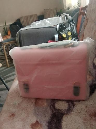 Стильная розовая сумка-сэтчел с декоративными элементами - Формат — 1