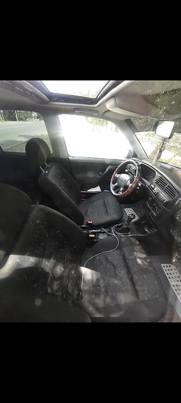 70 camry: Volkswagen Vento: 1996 г., 1.8 л, Механика, Бензин, Седан — 2