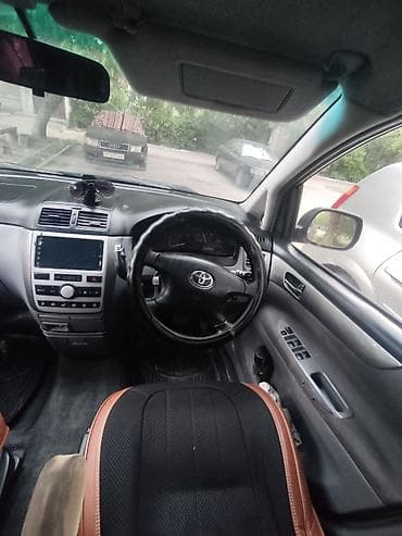 kia clarus: Toyota Avensis Verso: 2001 г., 2 л, Автомат, Бензин, Минивэн — 8