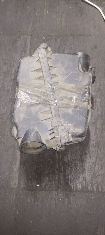 1az: Toyota Avensis, 2005, 1-AZ, D-4, 2,0; корпус воздушного фильтра — 3