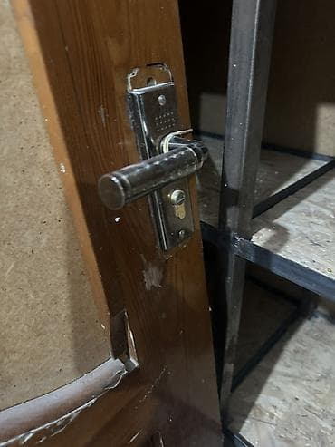 эшаки: Межкомнатная дверь, Б/у, Со стеклом, Двухстворчатая, Деревянная, Распашная, цвет - Коричневый — 2