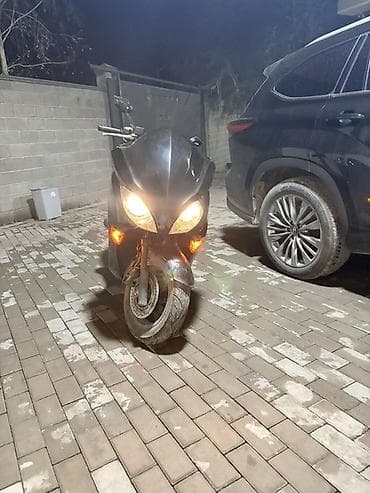 макси мото: Макси-скутер Honda, 250 куб. см, Бензин, Б/у — 5