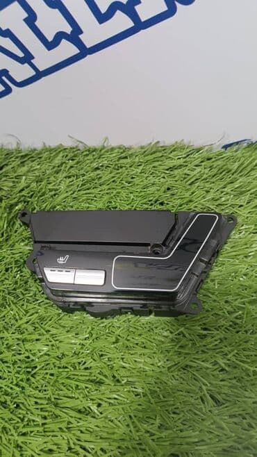 блок управления сидений: Mercedes-Benz W221, задний правый блок управления сидением — 1