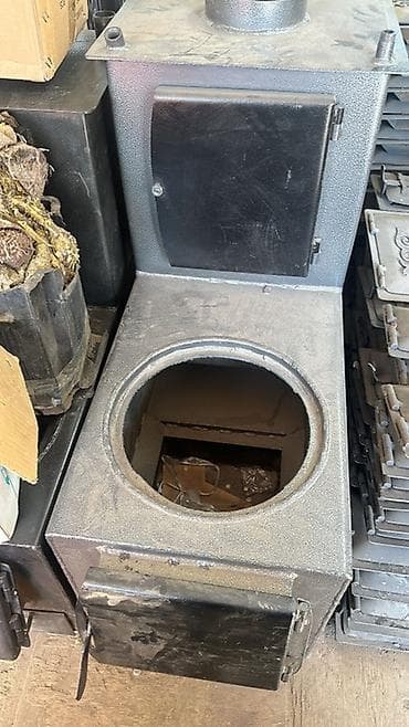 дверцы от печки: Печь-буржуйка с варочной поверхностью - Топка с фронтальной дверцей и — 1