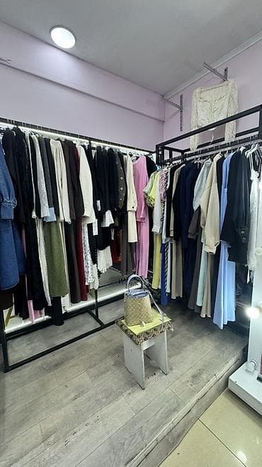 обмен одежды: Продается Бутик женской одежды
Все вопросы по номеру — 3