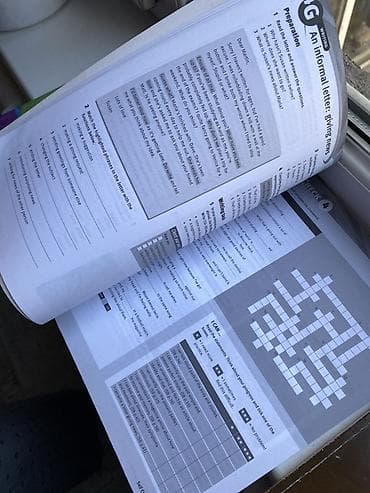 solutions elementary: Б/у Учебные пособия по английскому языку Oxford Solutions, Adventures — 3