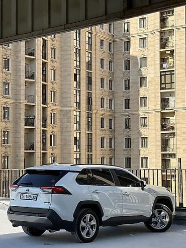 Toyota RAV4: 2020 г., 2.5 л, Вариатор, Гибрид, Кроссовер — 5