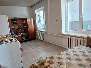 Үйлөрдү сатуу: В городе КАРАБАЛТА.Продается 5 комнатный полуподвальный дом в нижней — 6