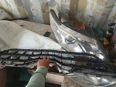 Автозапчасти: Решетка радиатора Toyota Новый, Оригинал — 2