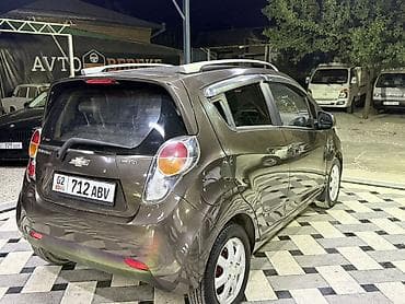 matiz: Chevrolet Spark: 2012 г., 1 л, Автомат, Бензин, Хэтчбэк — 7