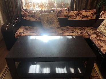 стол в гостиную: Торг имеется,мягкая медель с журнальным столиком — 3