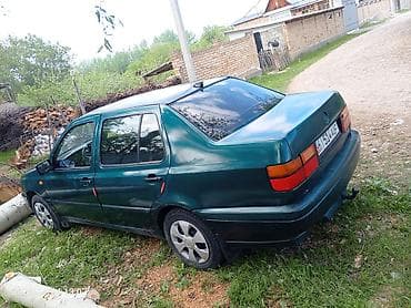 левое крыло ист: Volkswagen Vento: 1996 г., 1.8 л, Механика, Бензин, Седан — 1