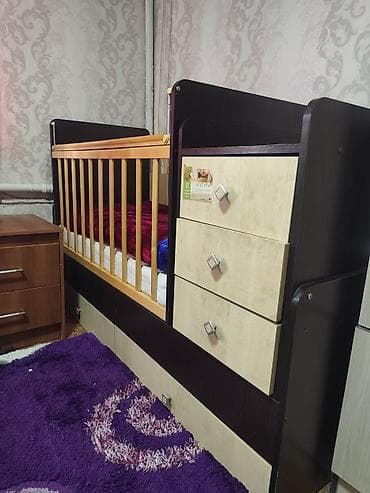 Детская кровать трансформер, Б/у, Другой тип, цвет - Коричневый