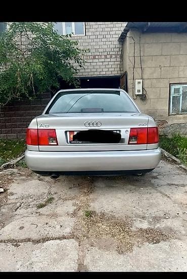 Audi A6: 1994 г., 2 л, Механика, Газ, Седан — 8