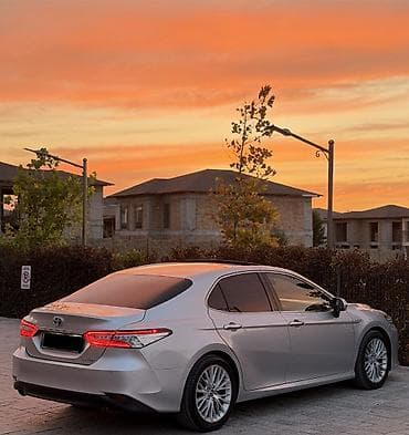 Toyota Camry: 2019 г., 2.5 л, Вариатор, Гибрид, Седан — 5