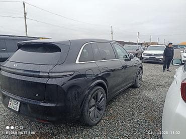 Lixiang: Lixiang L7: 2023 г., 1.5 л, Автомат, Гибрид, Кроссовер — 7