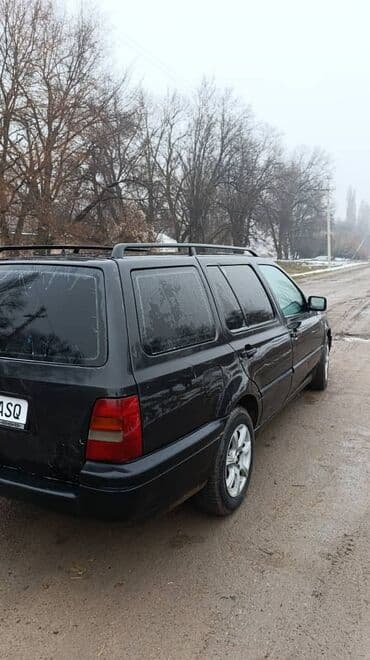 машинка б у: Volkswagen Golf: 1994 г., 1.8 л, Механика, Бензин, Универсал — 6
