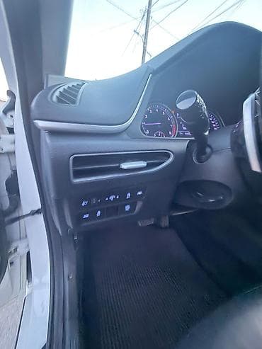 Продажа авто: Hyundai Sonata: 2019 г., 2 л, Автомат, Бензин, Седан — 9