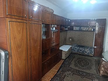 Эмерек: Дубал шкаф, Дубал шкаф түрү: Модулдуу, Үй, конок бөлмөсү үчүн, Колдонулган, Өзгөчөлүктөрү: Тамак-аш идишин сактоо үчүн — 1