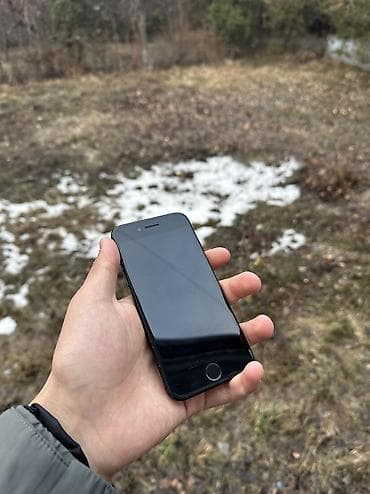 ipad 8 generation: IPhone 7, Б/у, 32 ГБ, Черный — 2