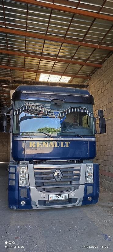 зеркало каракол: Сүйрөгүч, Renault, 2012 г., Тенттелген — 3