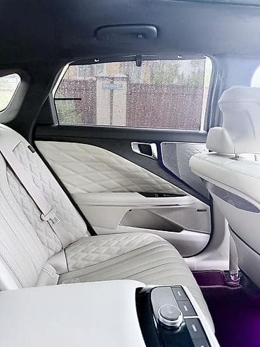 Продажа авто: Kia K8: 2022 г., 1.6 л, Автомат, Гибрид, Седан — 9