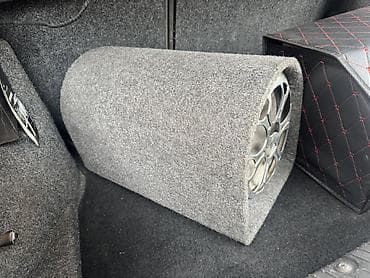 jbl charge: Сабвуфер в корпусе-«бочке» для автомобиля - Форм-фактор — 2