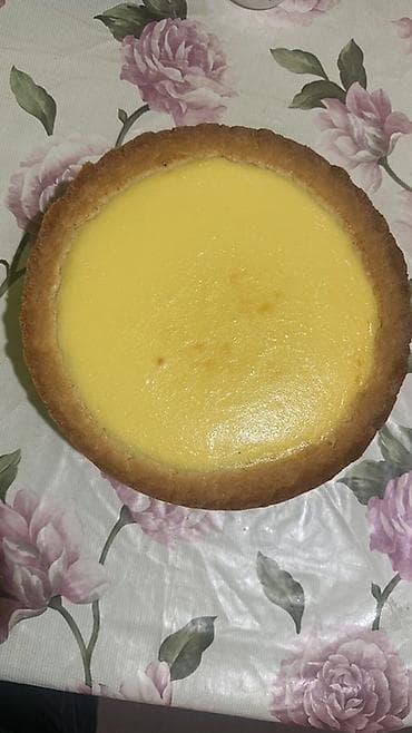 Сметанник пирог/сметанник домашнего приготовления. - Диаметр около